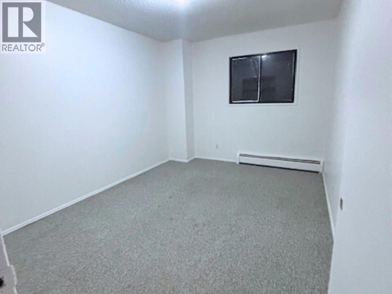 3710 25 Avenue, Vernon, BC - Indoor Photo Showing Other Room