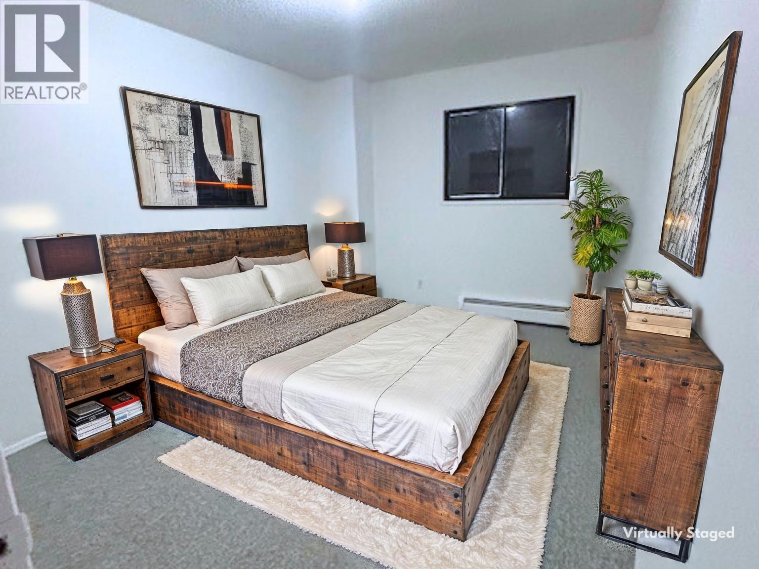 3710 25 Avenue, Vernon, BC - Indoor Photo Showing Bedroom