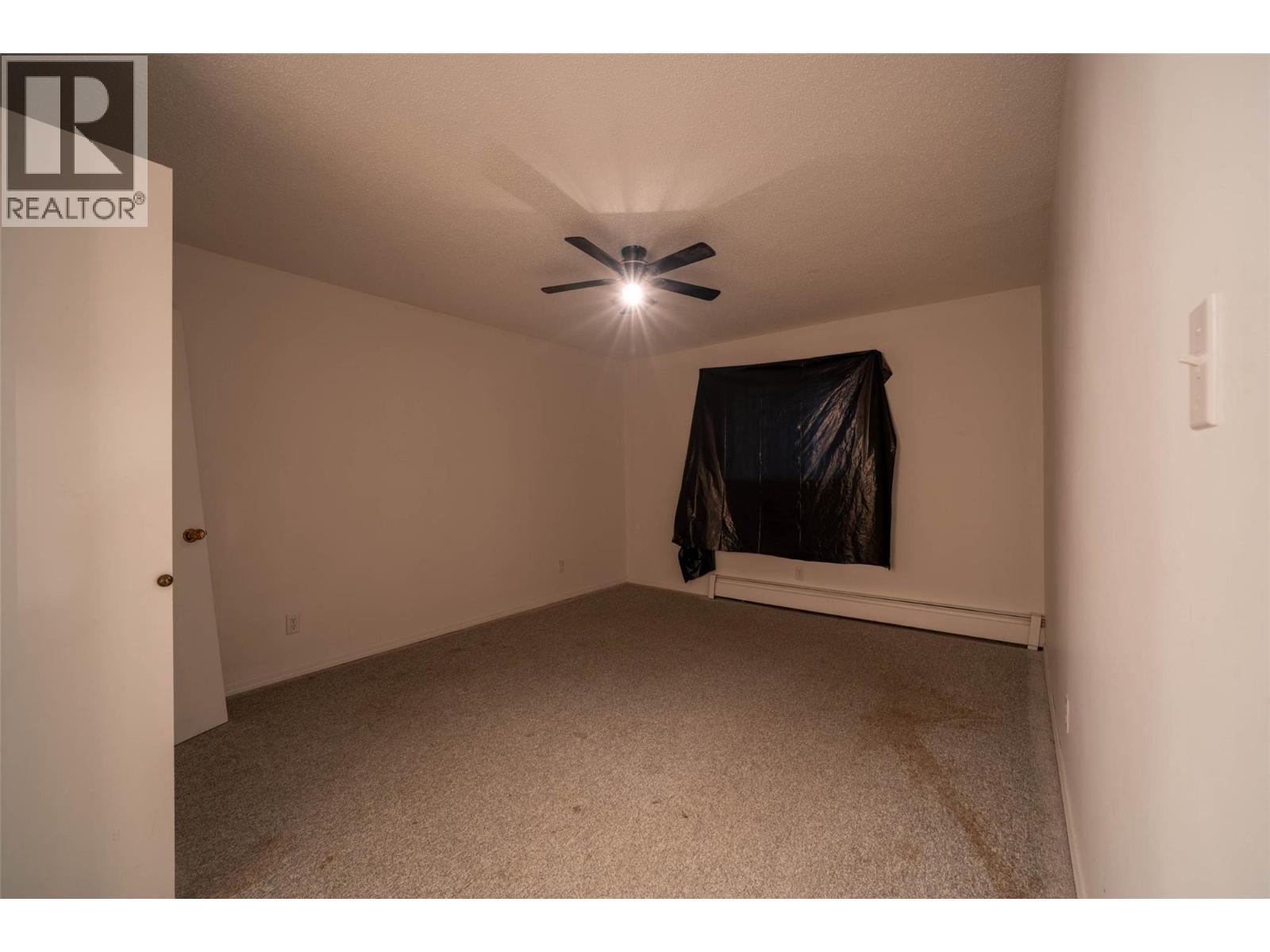 3710 25 Avenue, Vernon, BC - Indoor Photo Showing Other Room