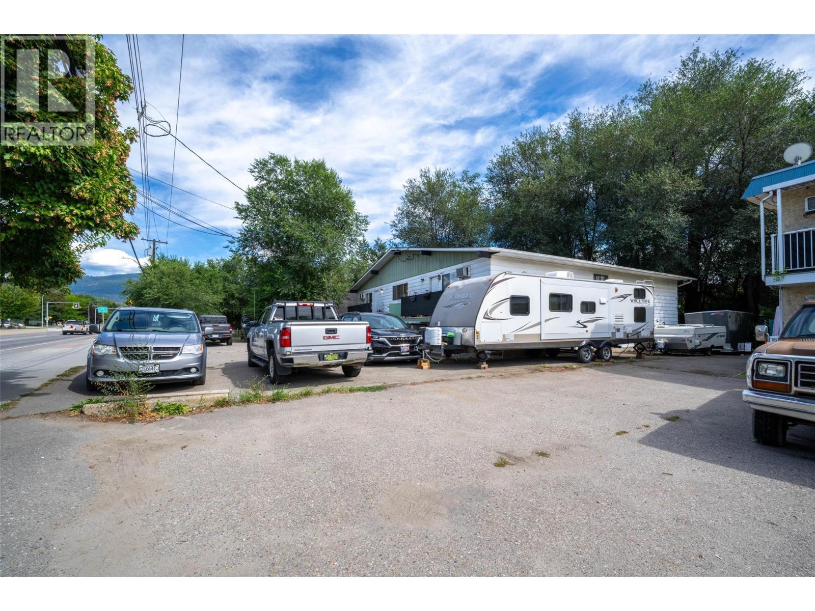 3710 25 Avenue, Vernon, BC - Outdoor