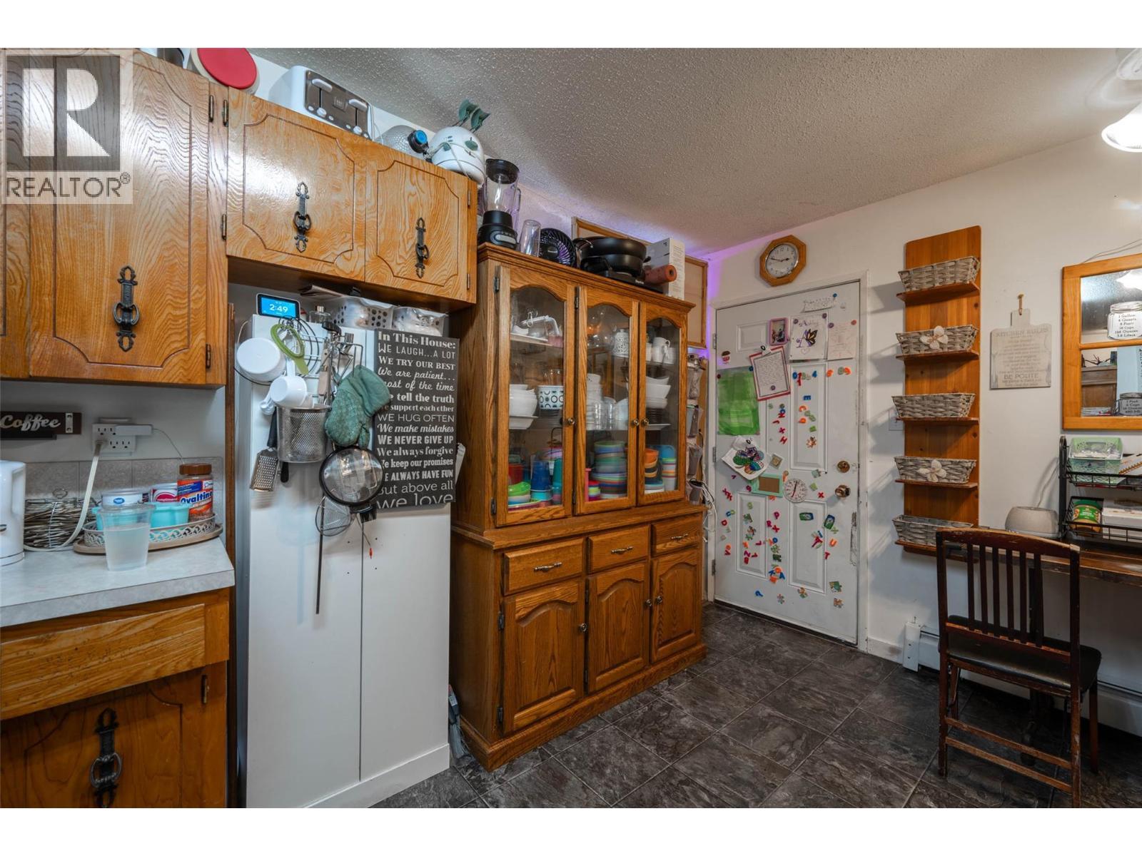 3710 25 Avenue, Vernon, BC - Indoor