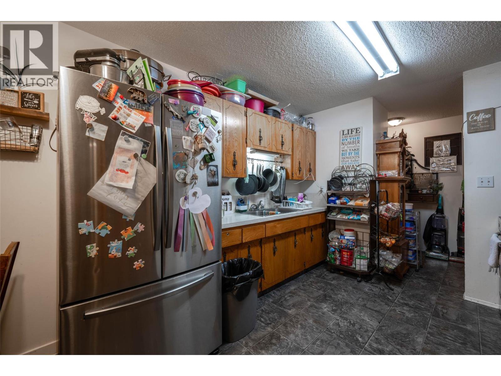 3710 25 Avenue, Vernon, BC - Indoor