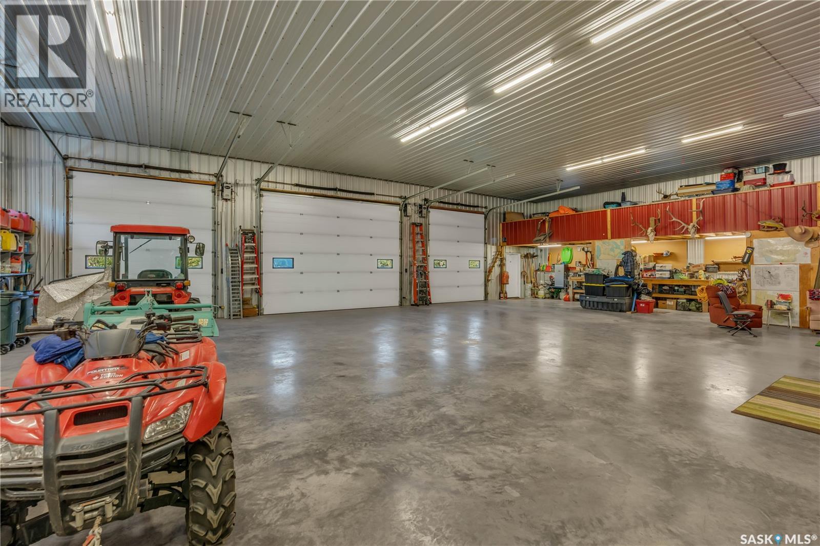 Barndominium At Turtle River, Turtle River Rm No. 469, SK - Indoor Photo Showing Garage
