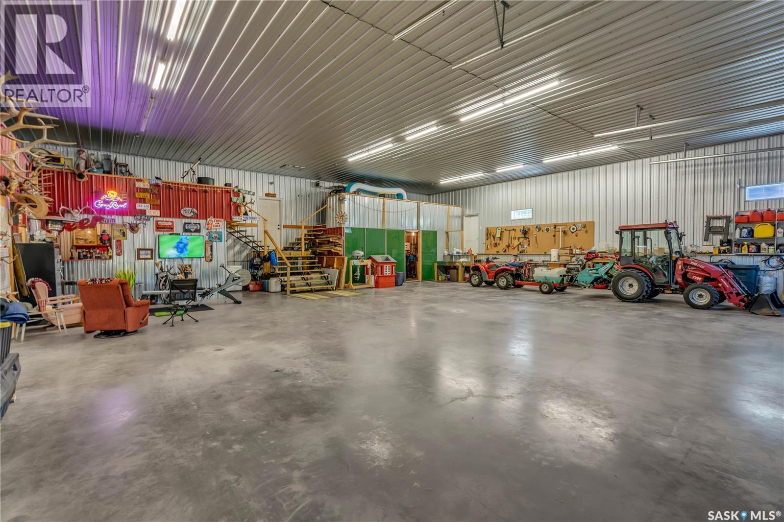 Barndominium At Turtle River, Turtle River Rm No. 469, SK - Indoor Photo Showing Garage
