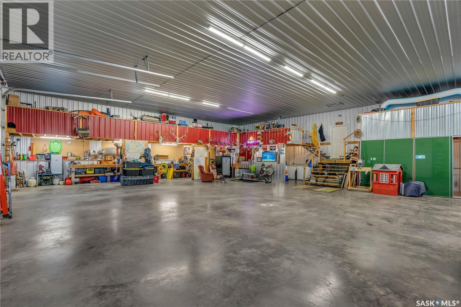Barndominium At Turtle River, Turtle River Rm No. 469, SK - Indoor Photo Showing Garage