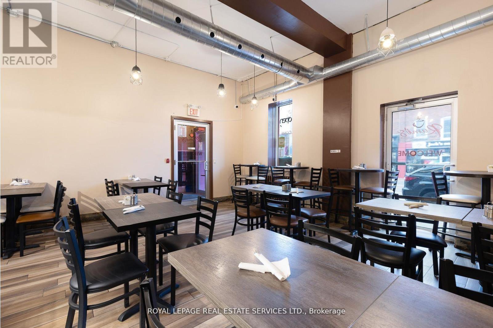 13 Queen Street, Springwater, ON