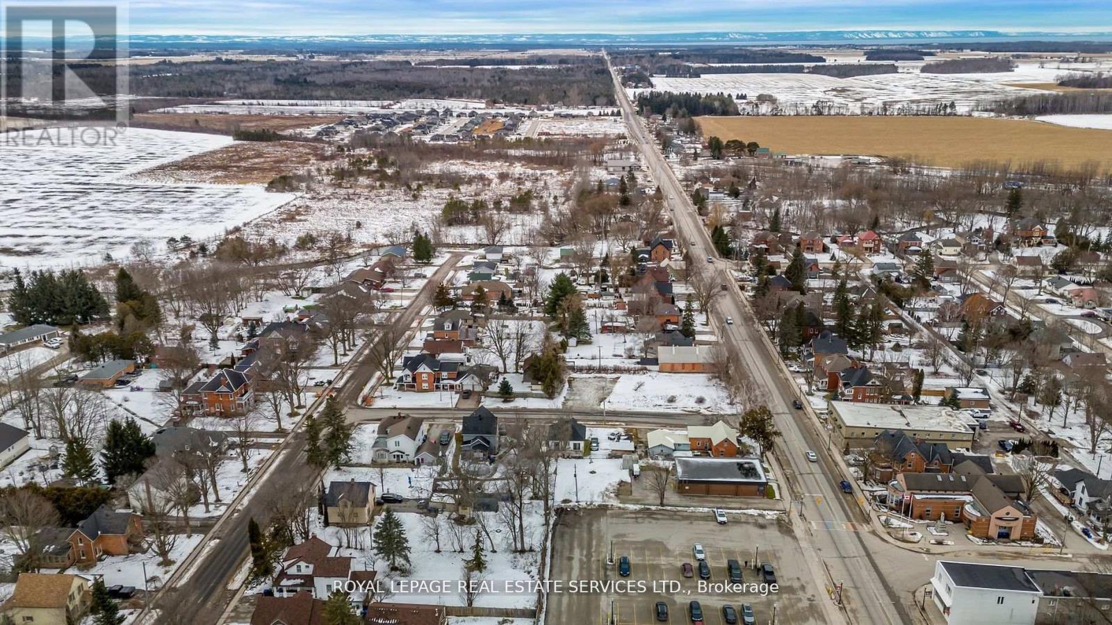 13 Queen Street, Springwater, ON