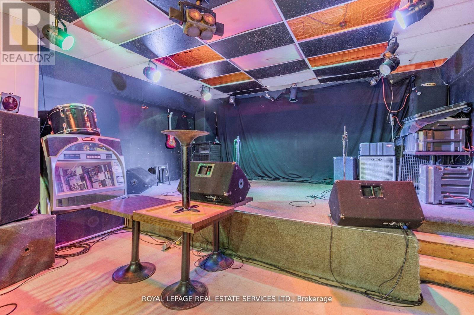 13 Queen Street, Springwater, ON