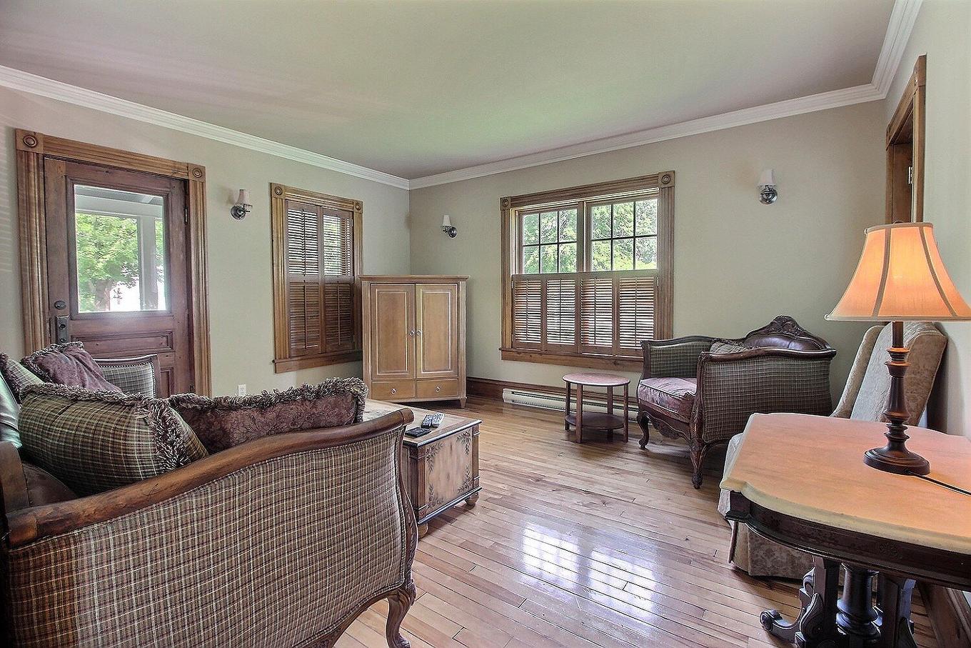 Living room - 890 Rue Clough, Ayer'S Cliff, QC - Indoor Photo Showing Living Room