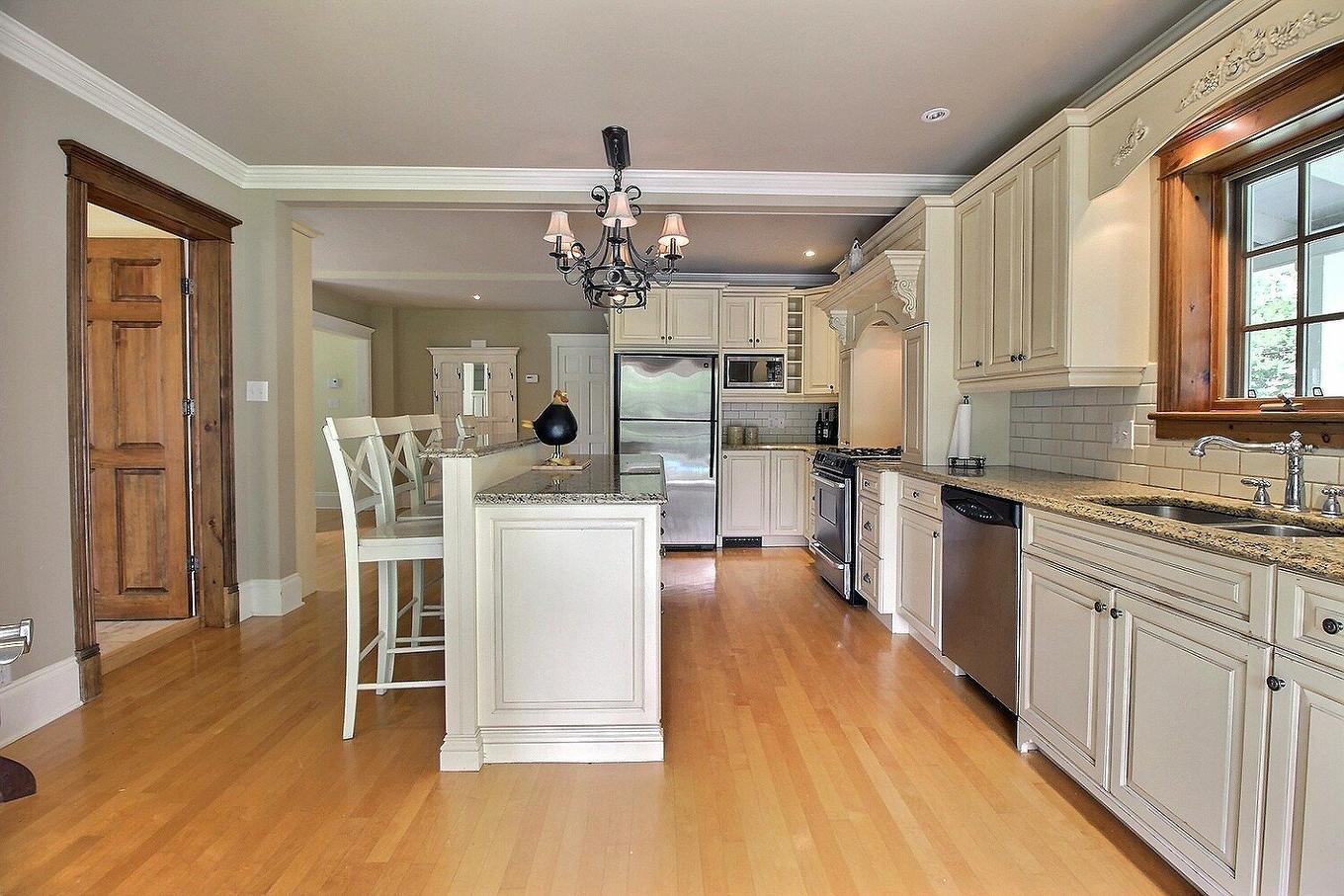 Kitchen - 890 Rue Clough, Ayer'S Cliff, QC - Indoor Photo Showing Kitchen With Double Sink