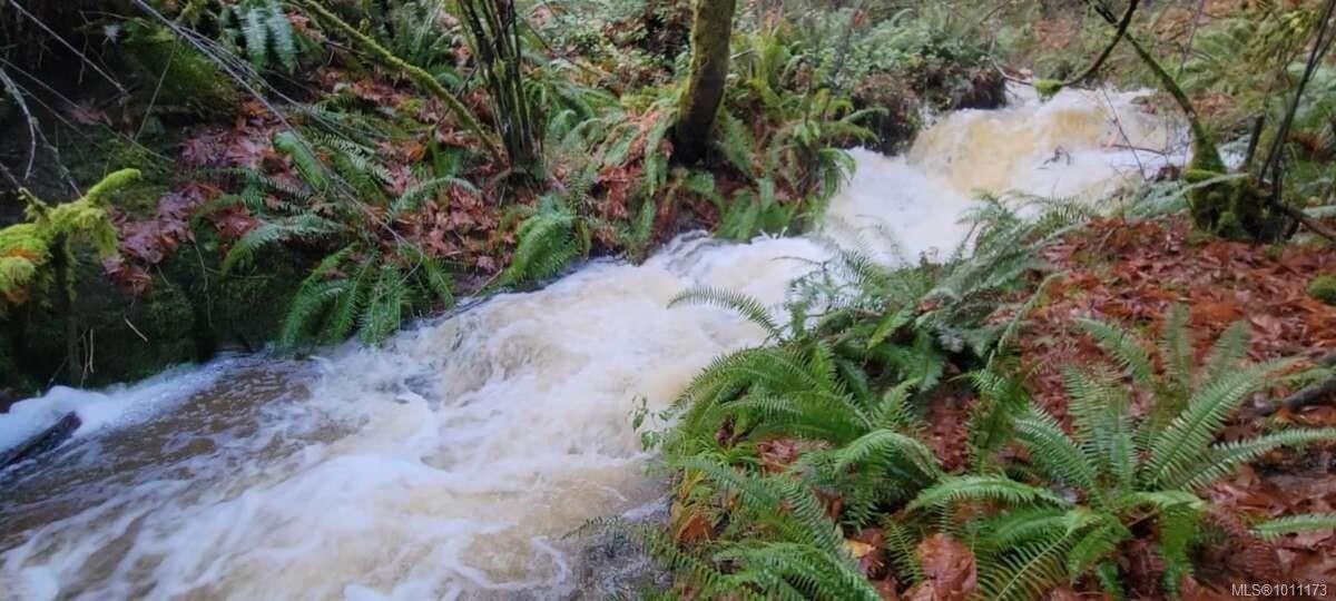 467 Dukes Rd, Salt Spring, BC