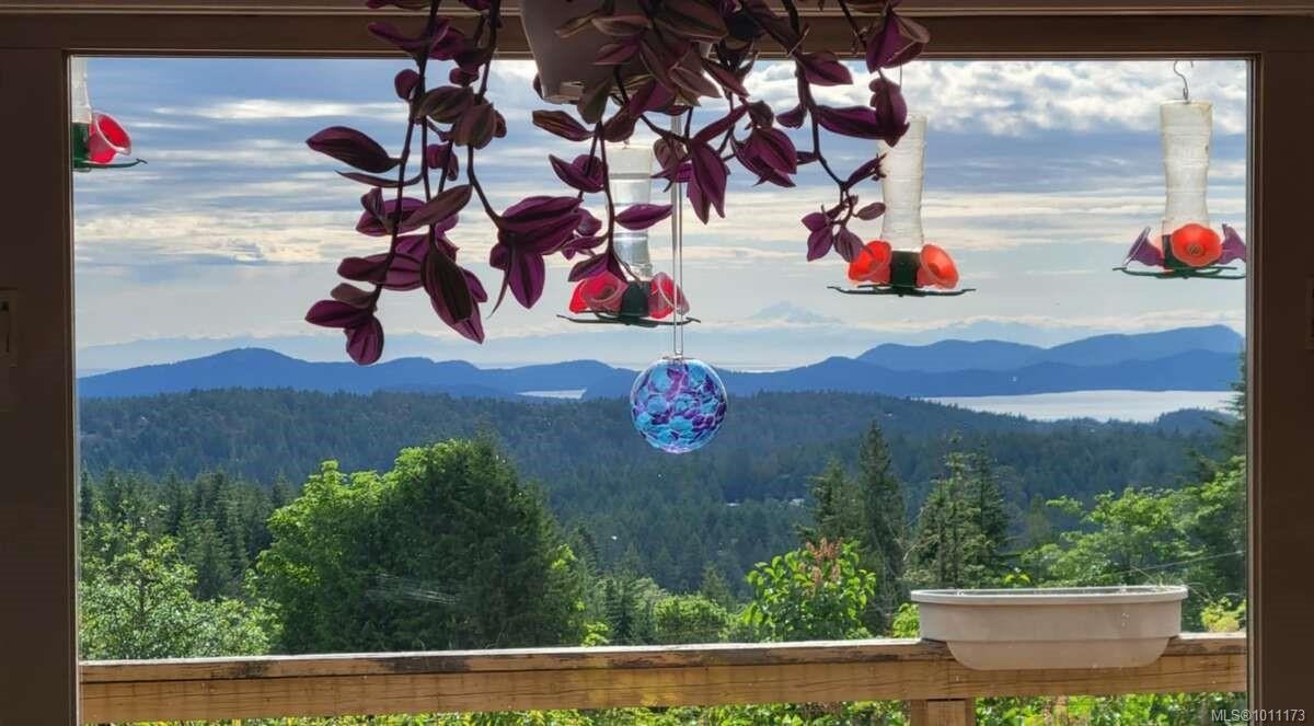 467 Dukes Rd, Salt Spring, BC