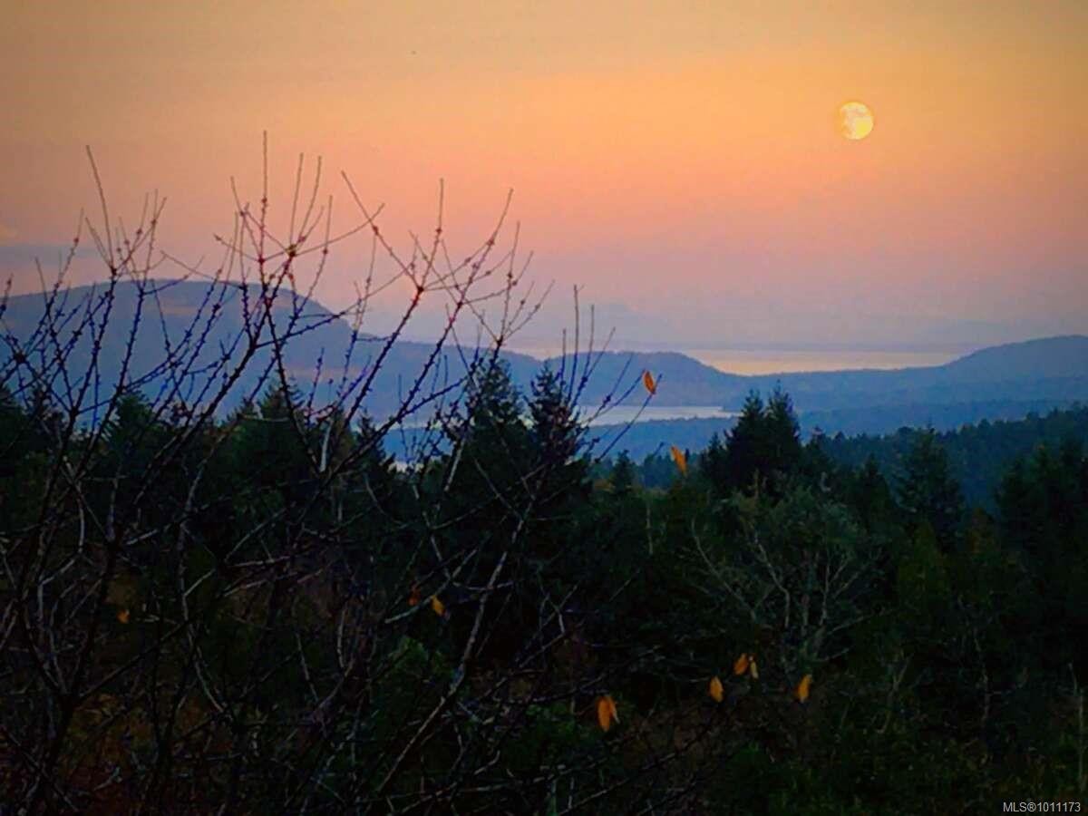 467 Dukes Rd, Salt Spring, BC