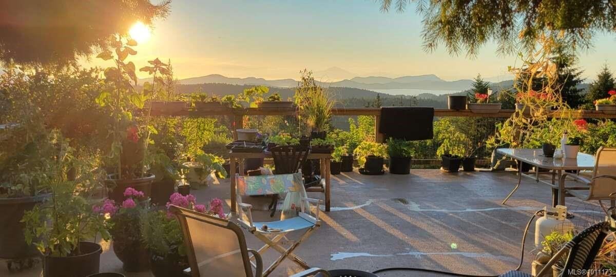 467 Dukes Rd, Salt Spring, BC