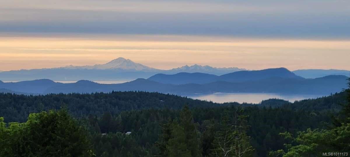 467 Dukes Rd, Salt Spring, BC