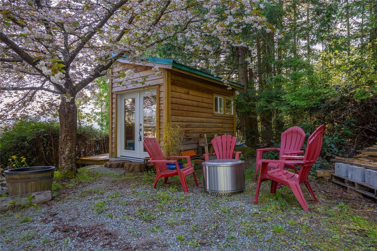 3210 Armadale Rd, Pender Island, BC