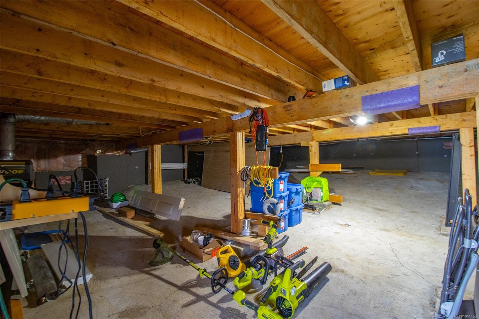 3210 Armadale Rd, Pender Island, BC