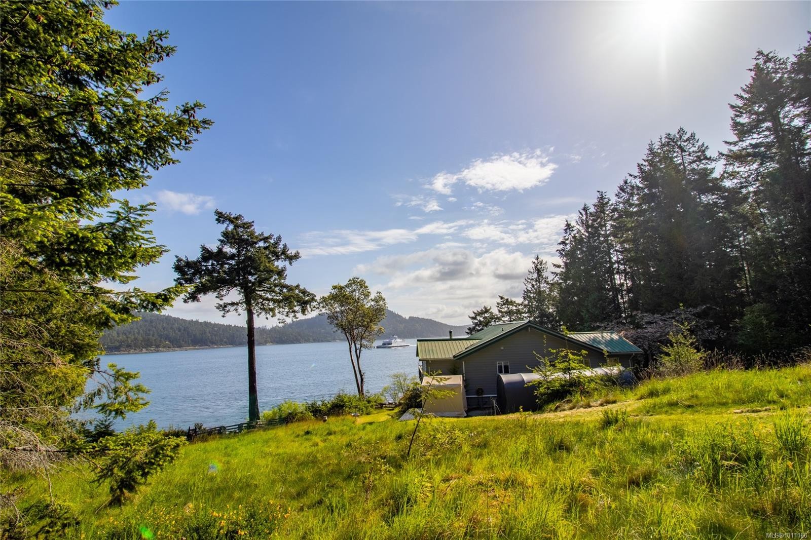 3210 Armadale Rd, Pender Island, BC