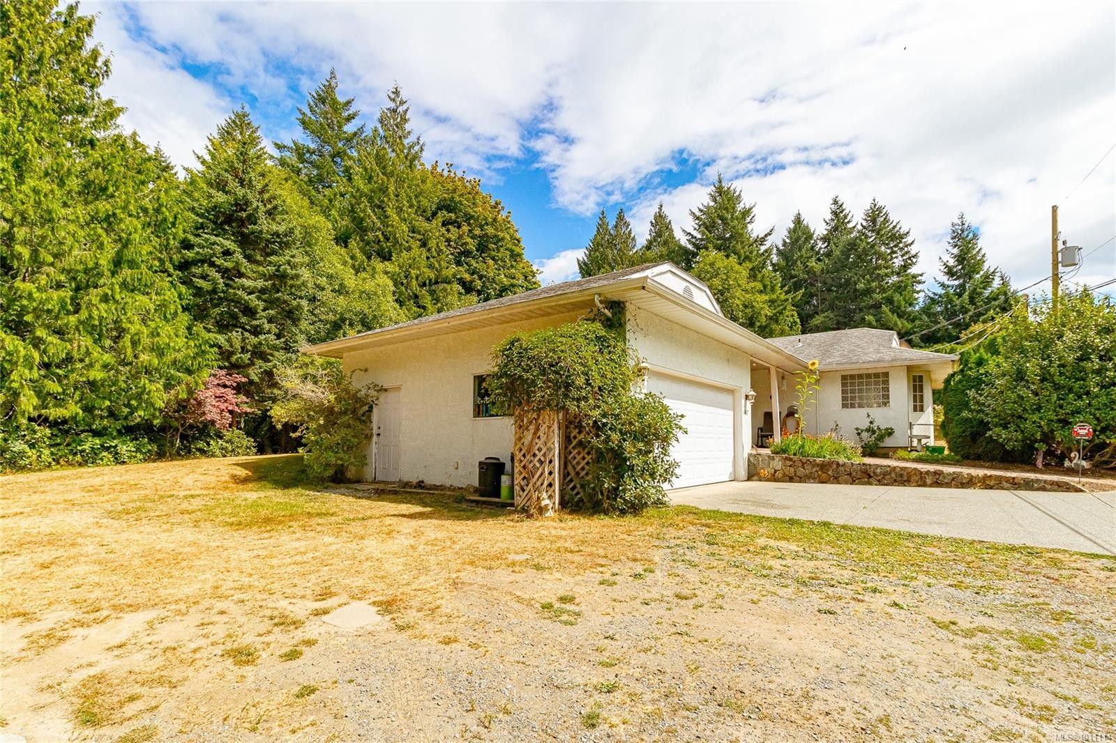 667 Goldie Ave, Langford, BC