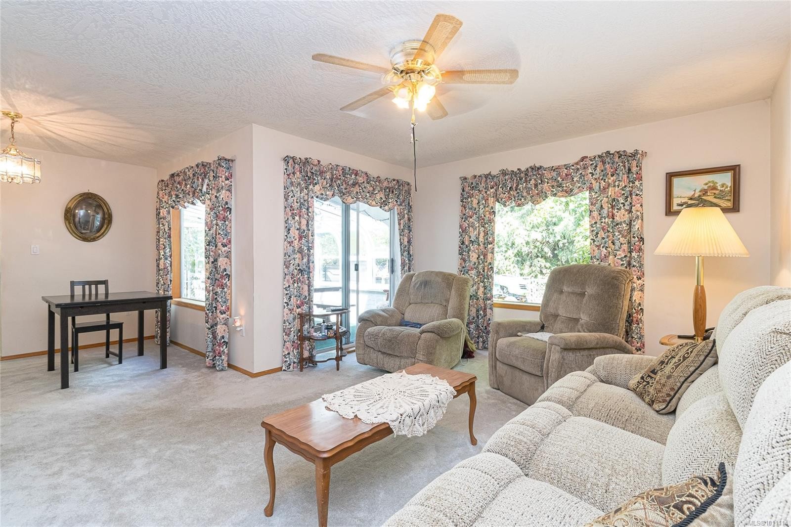 667 Goldie Ave, Langford, BC