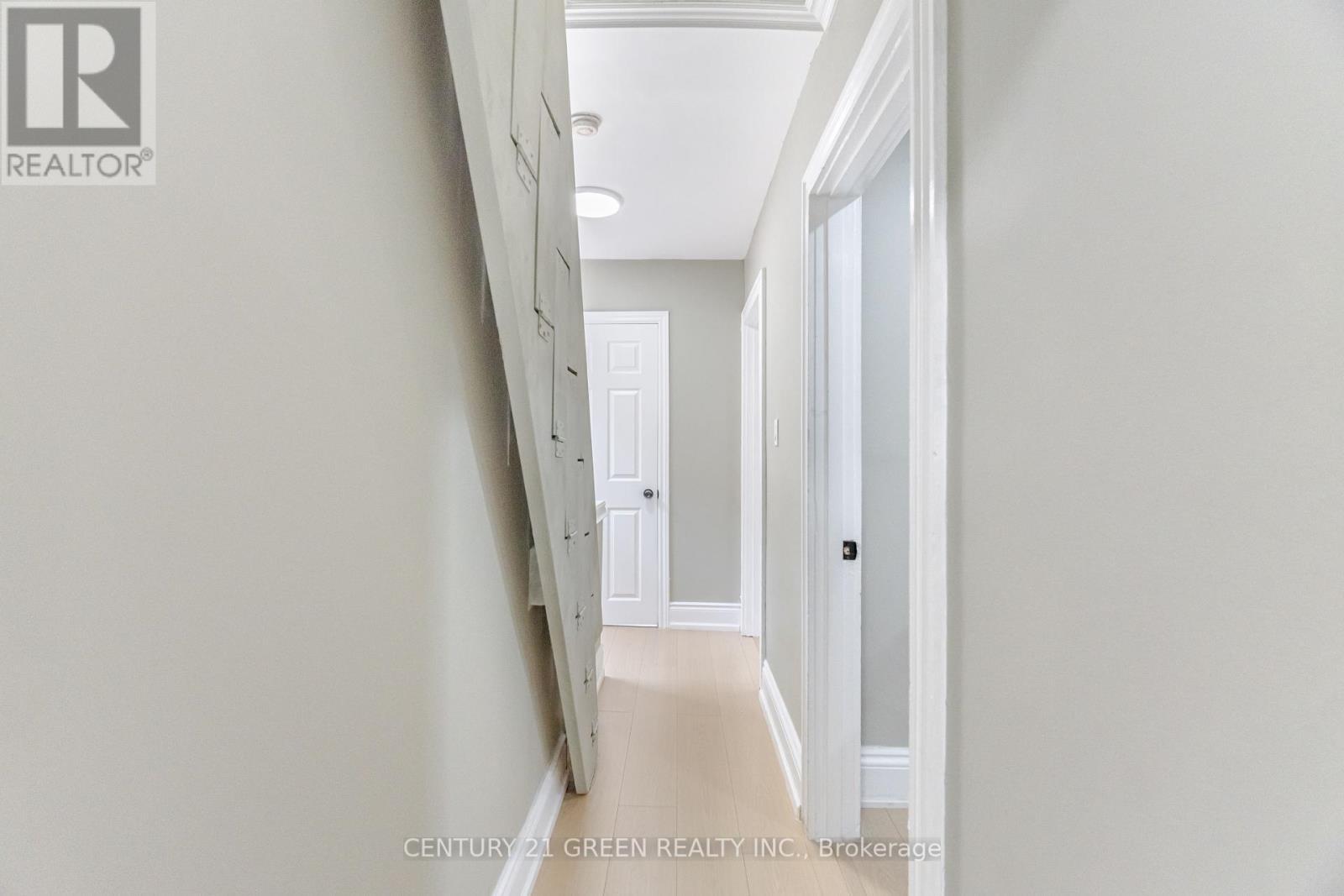 61 Stirton Street, Hamilton, ON - Indoor Photo Showing Other Room