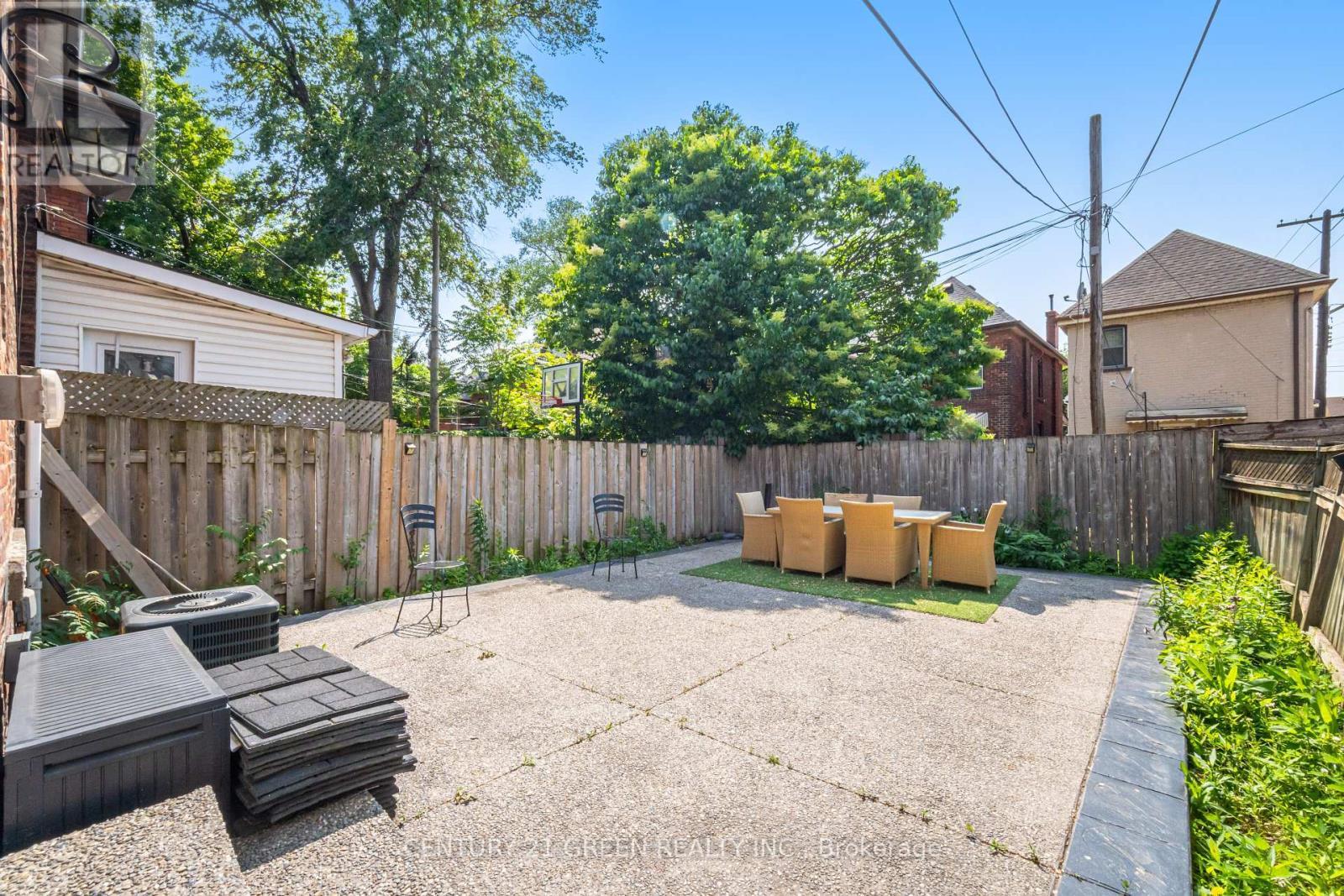 61 Stirton Street, Hamilton, ON - Outdoor