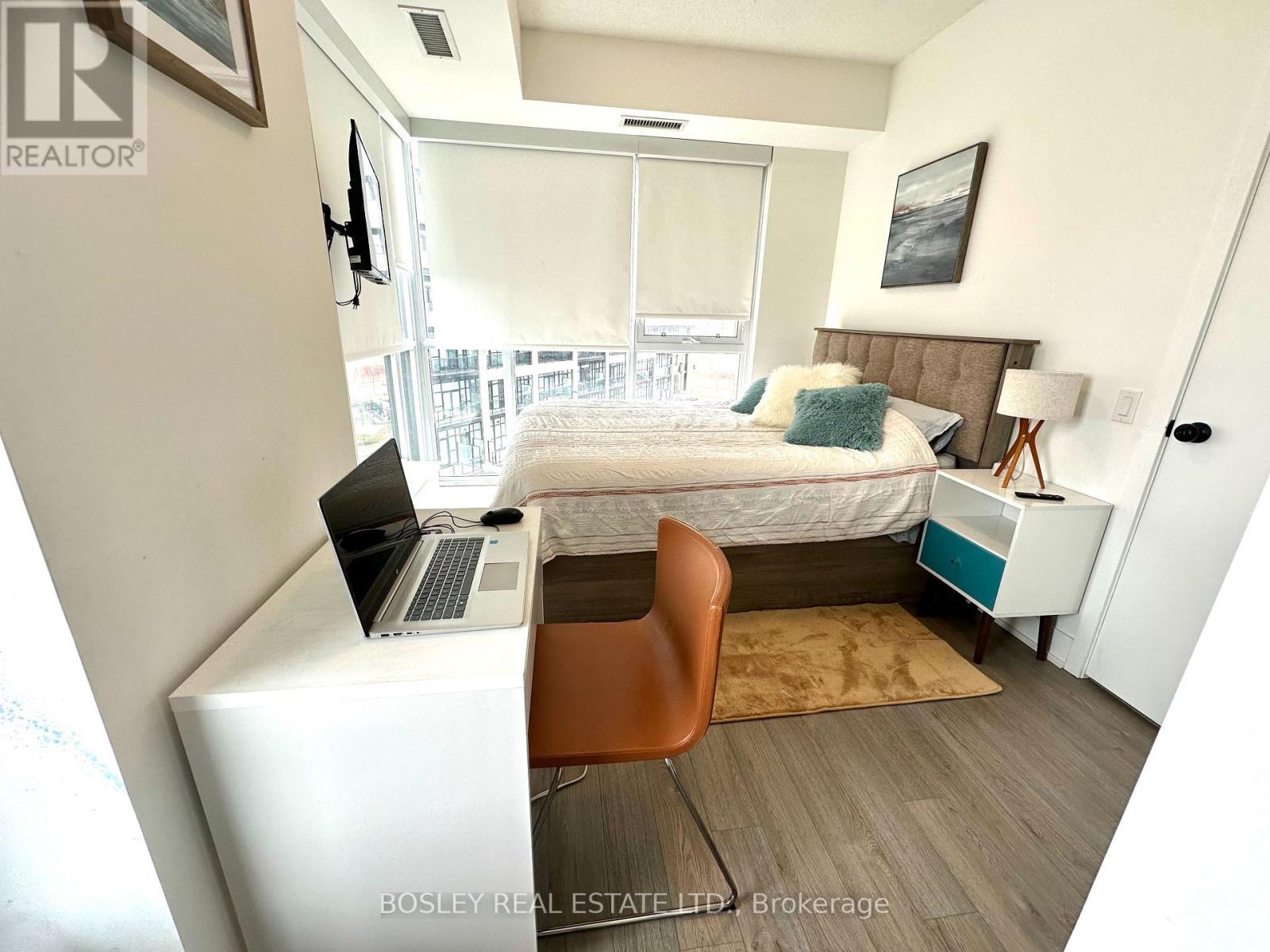 407 - 50 George Butchart Drive, Toronto, ON - Indoor Photo Showing Bedroom