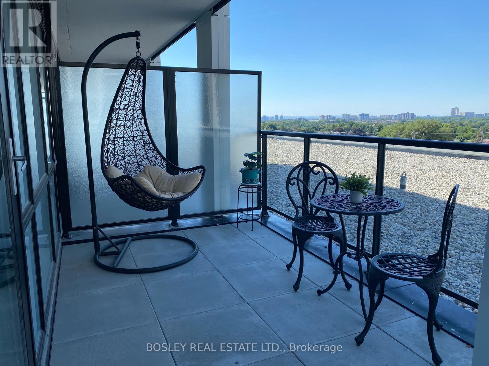 407 - 50 George Butchart Drive, Toronto, ON - Outdoor