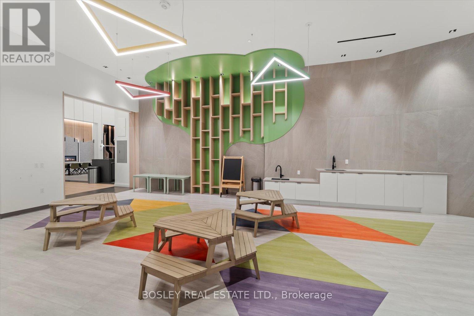 407 - 50 George Butchart Drive, Toronto, ON - Photo Showing Other Room