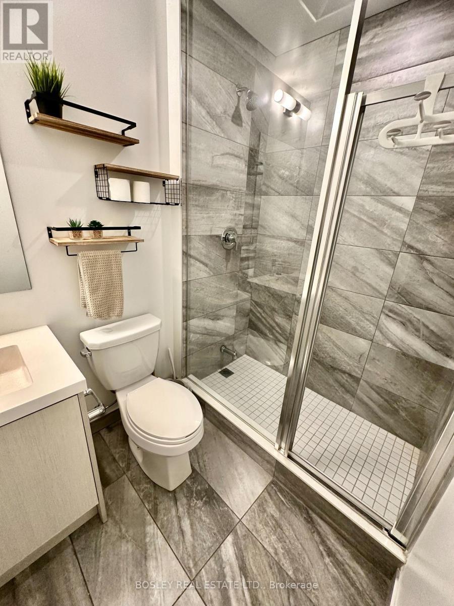 407 - 50 George Butchart Drive, Toronto, ON - Indoor Photo Showing Bathroom