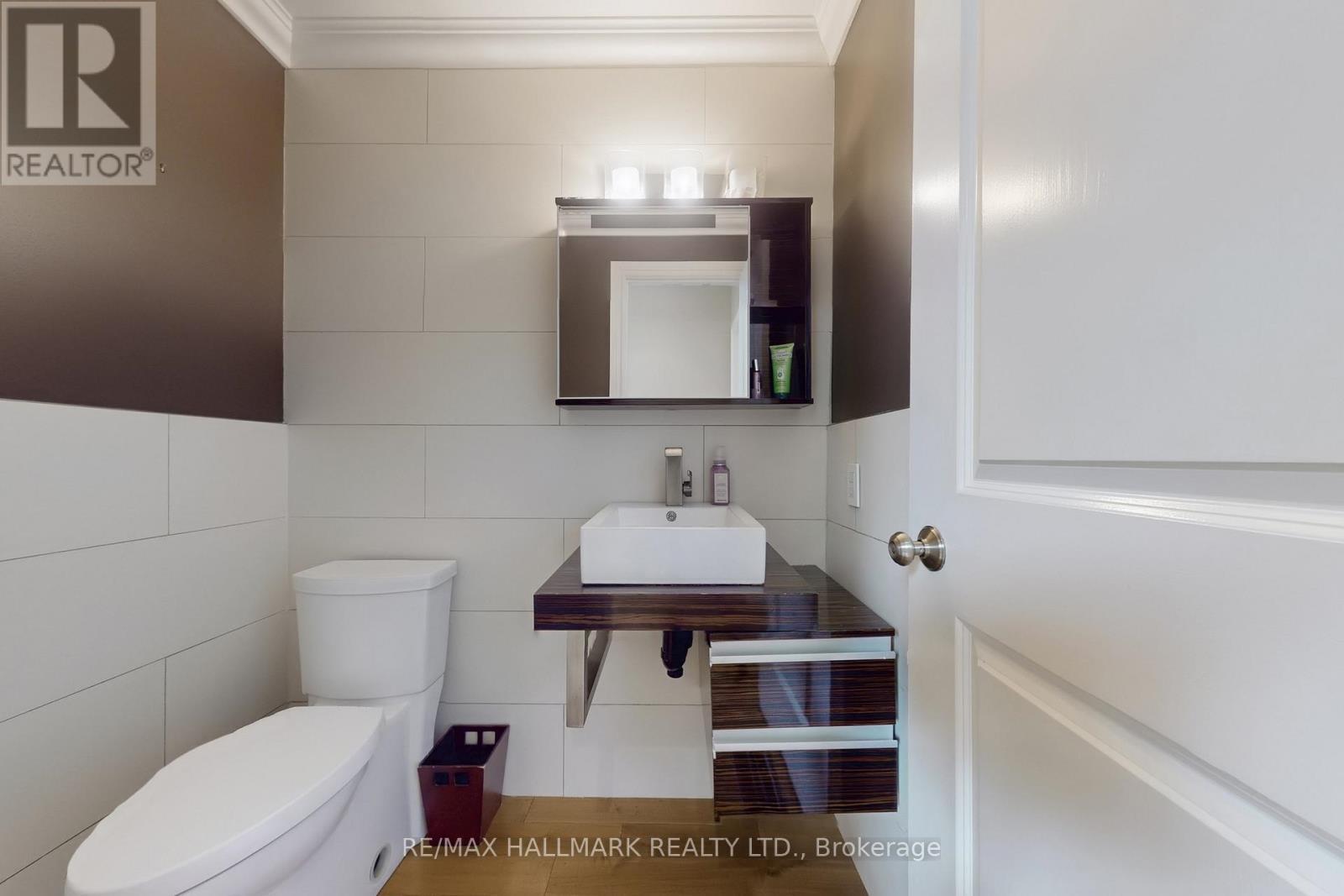 11 Loggers Trail, Whitchurch-Stouffville, ON - Indoor Photo Showing Bathroom