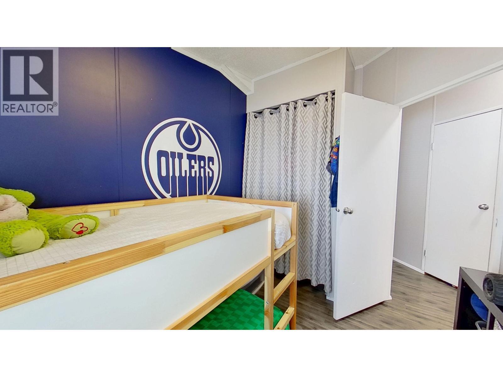 9801 97 Street, Taylor, BC - Indoor