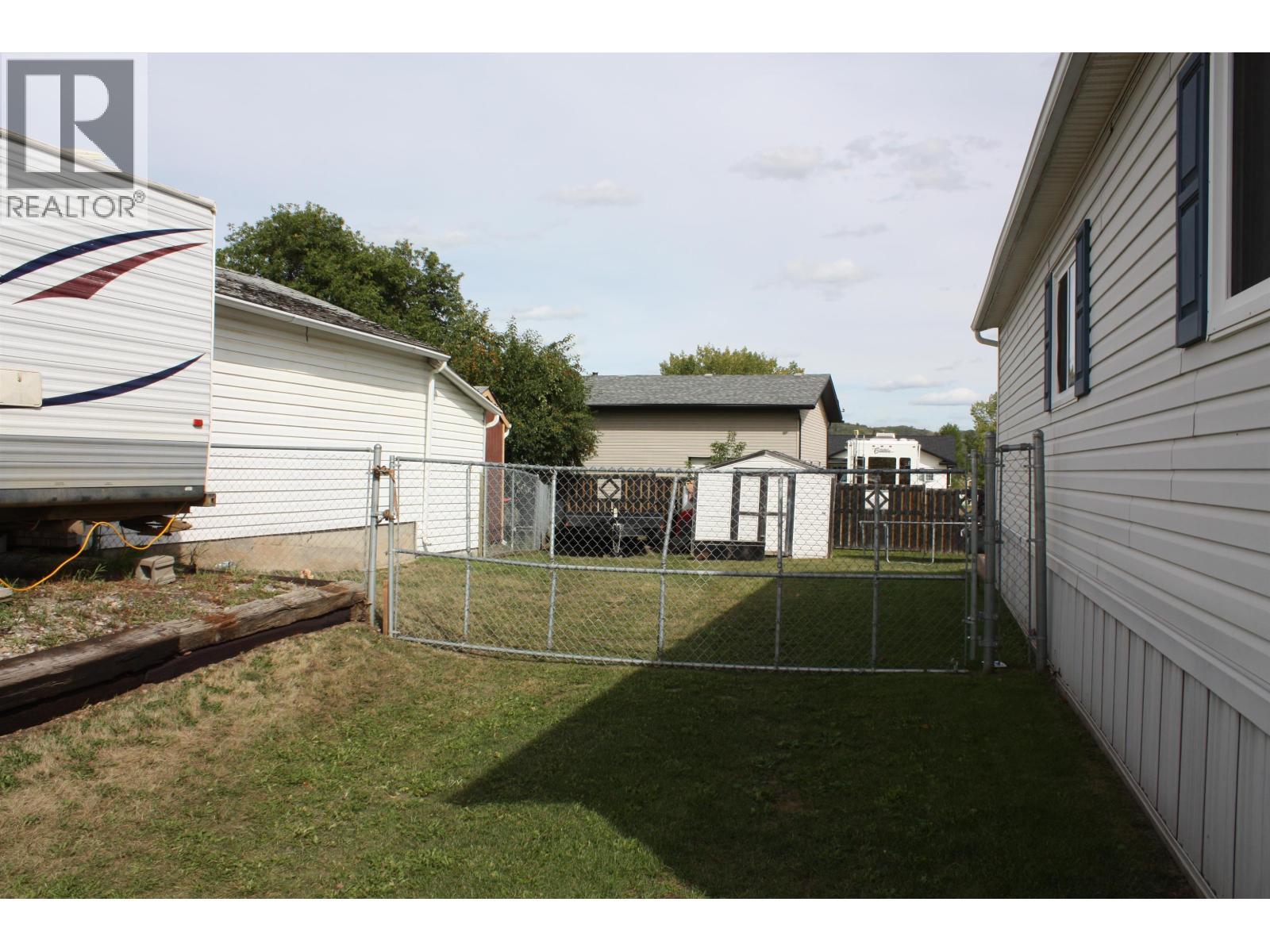 9801 97 Street, Taylor, BC - Outdoor With Exterior