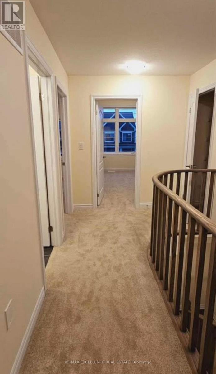 70 Sun Haven Lane, Thorold, ON - Indoor Photo Showing Other Room