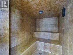 Steam Room -