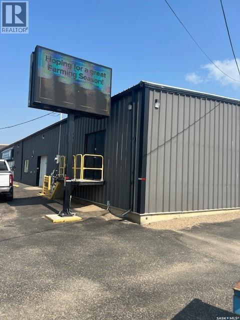 350 Railway Avenue E, North Battleford, SK