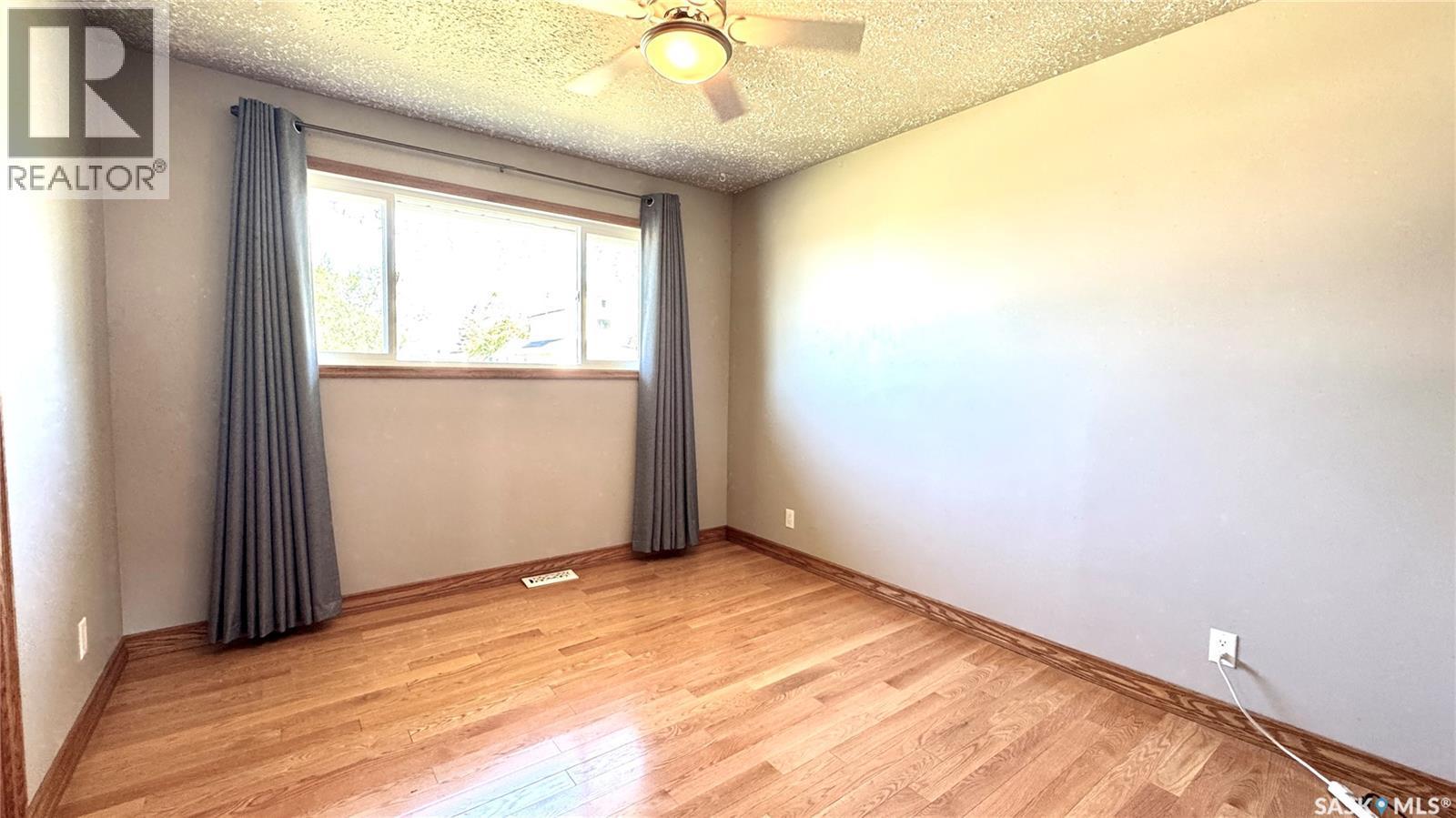 110 Stanley Street, Elbow, SK - Indoor Photo Showing Other Room