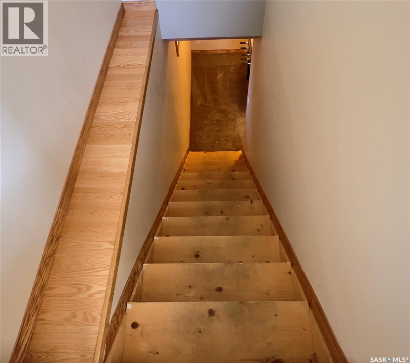 110 Stanley Street, Elbow, SK - Indoor Photo Showing Other Room