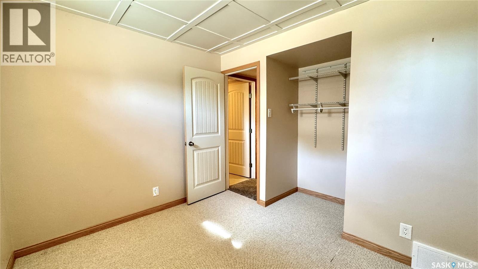 110 Stanley Street, Elbow, SK - Indoor Photo Showing Other Room