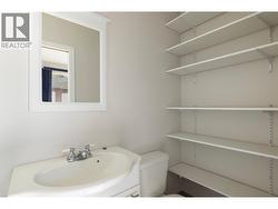 2 piece ensuite -