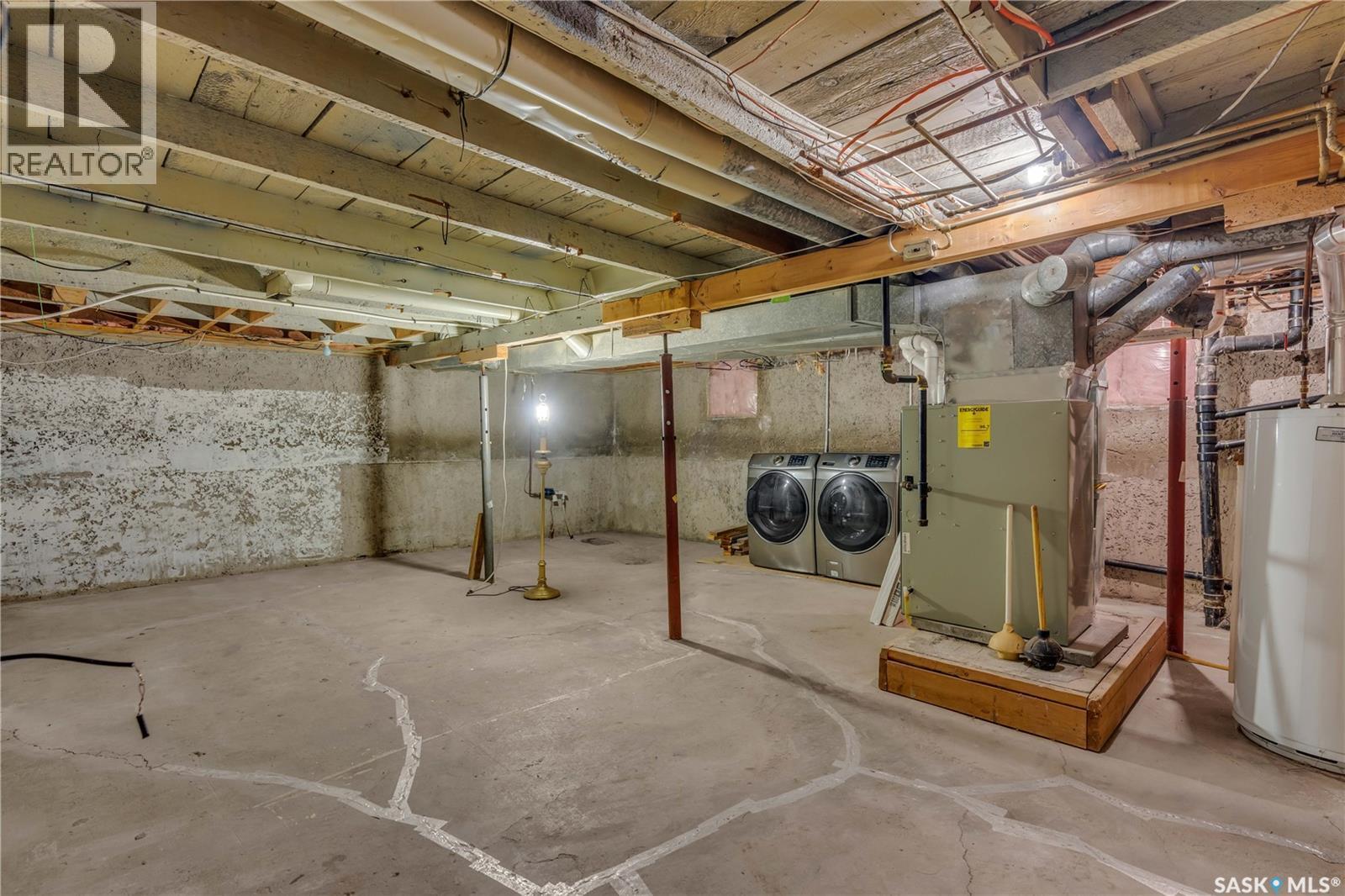 2223 Toronto Street, Regina, SK - Indoor Photo Showing Basement