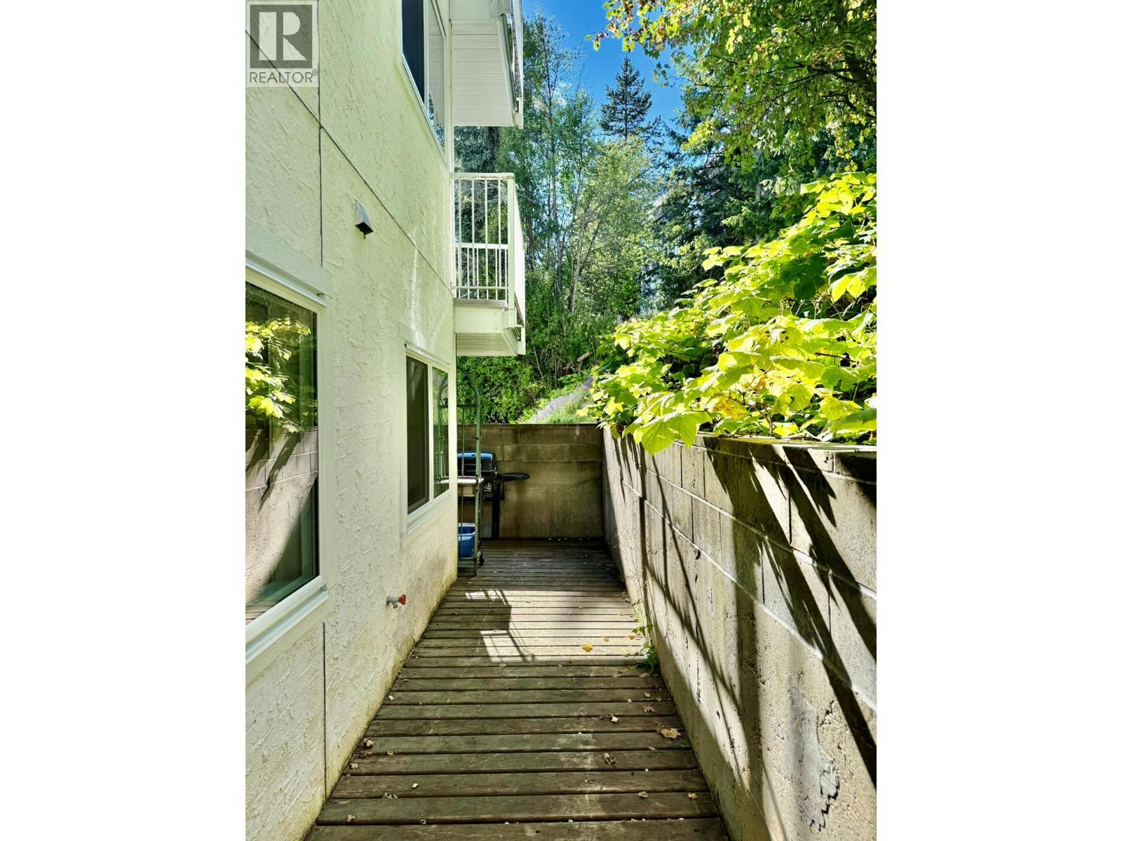 1611 Nickleplate Road Unit# 206, Rossland, BC - Outdoor