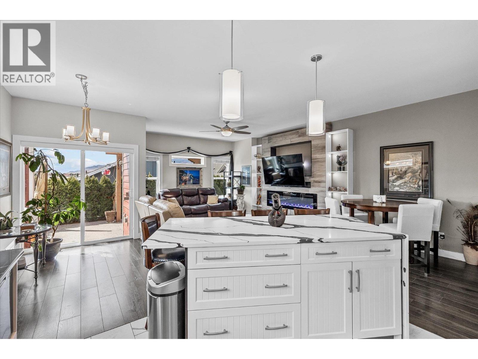 2058 Aspen Drive, Westbank, BC - Indoor Photo Showing Other Room