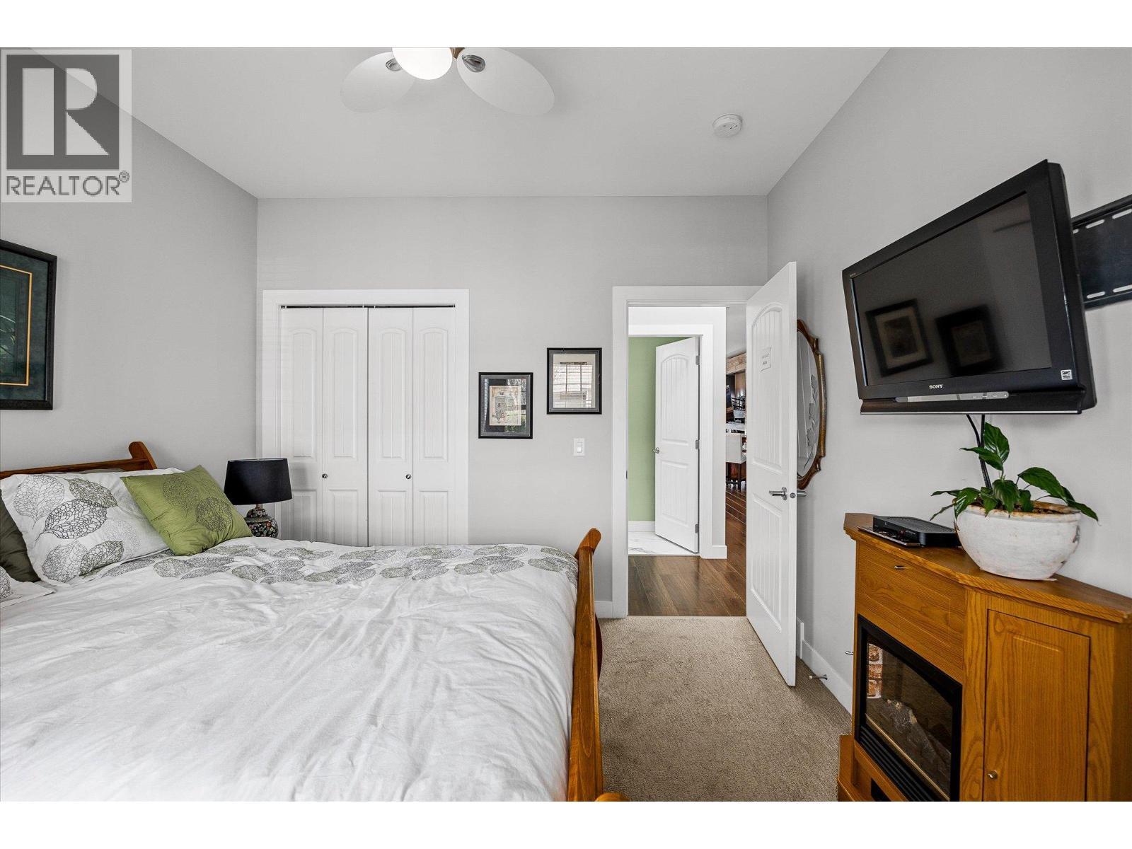 2058 Aspen Drive, Westbank, BC - Indoor Photo Showing Bedroom