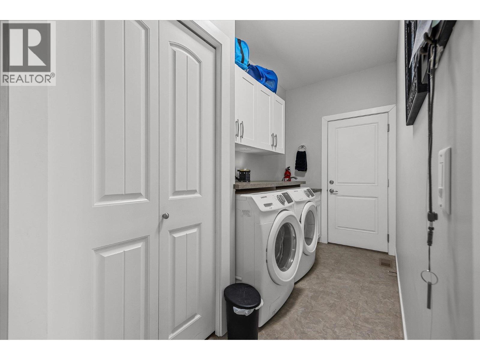 2058 Aspen Drive, Westbank, BC - Indoor Photo Showing Laundry Room
