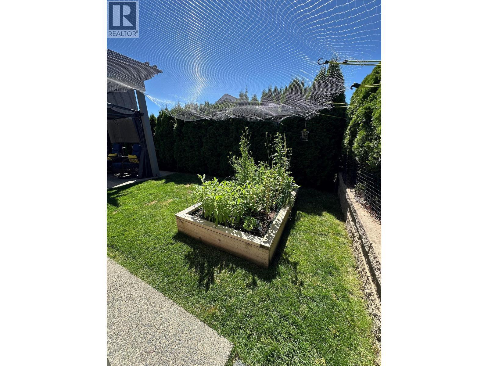 2058 Aspen Drive, Westbank, BC - Outdoor