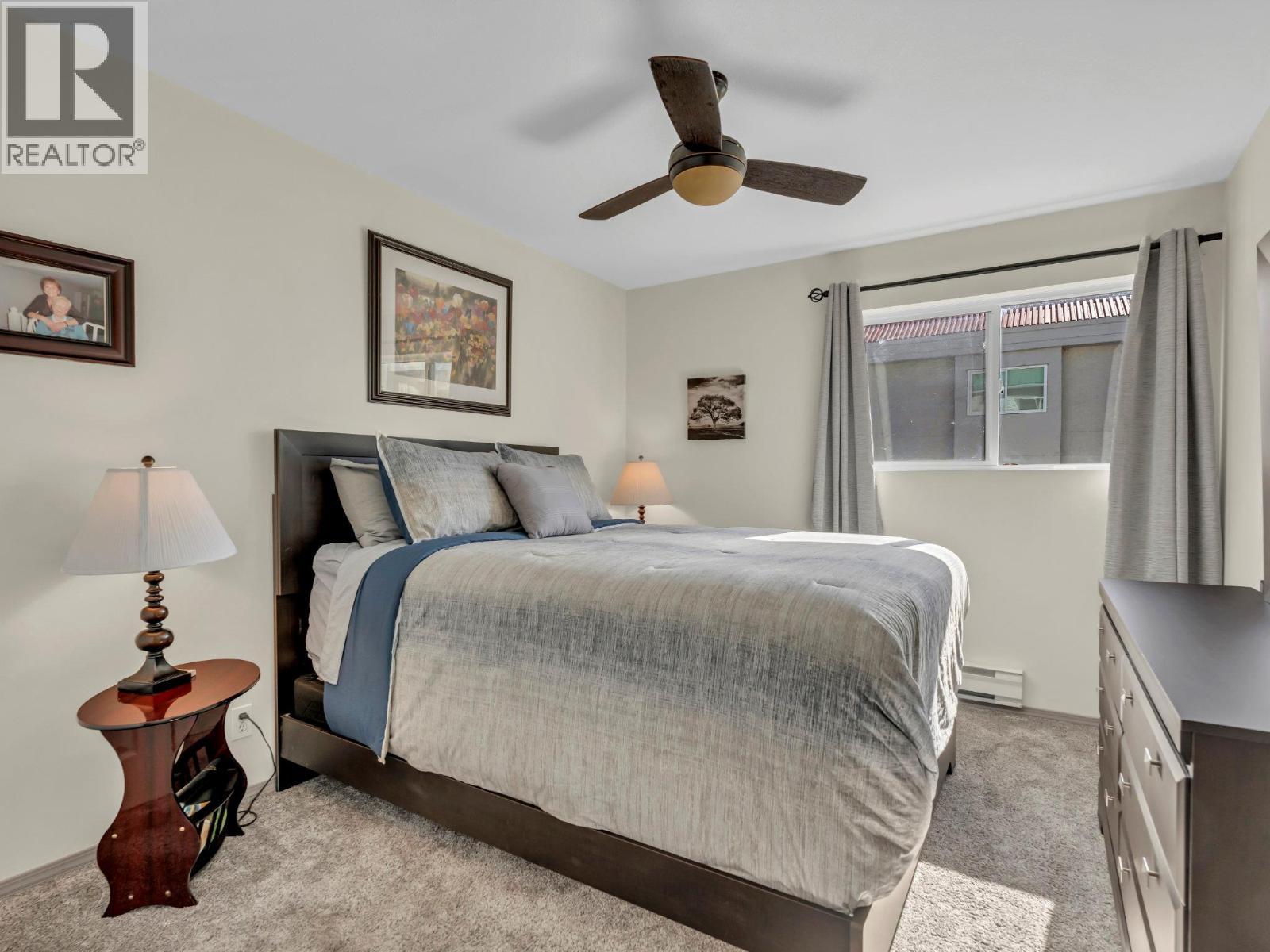 298 Yorkton Avenue Unit# 202, Penticton, BC - Indoor Photo Showing Bedroom