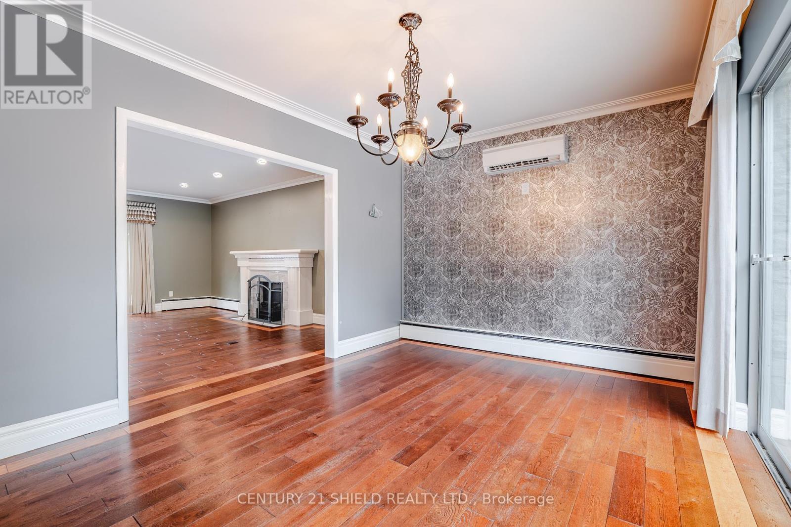 903 Riverdale Avenue, Cornwall, ON - Indoor Photo Showing Other Room