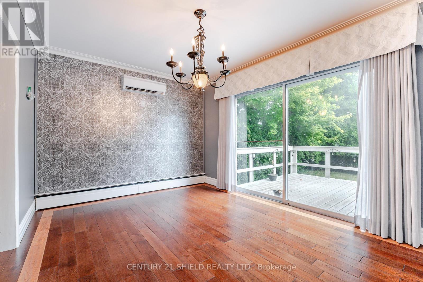 903 Riverdale Avenue, Cornwall, ON - Indoor Photo Showing Other Room