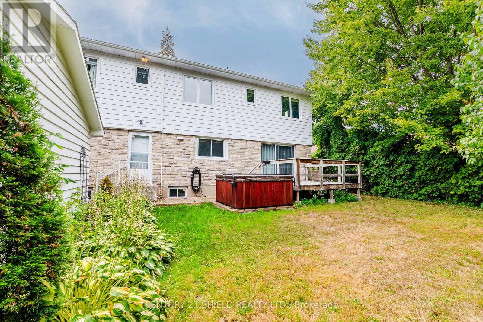 903 Riverdale Avenue, Cornwall, ON - Outdoor With Exterior